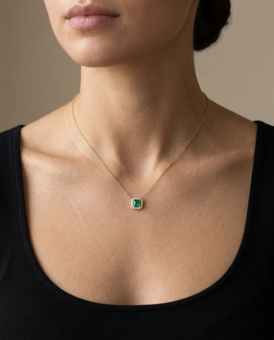 14k yellow gold emerald square halo necklace (EN30534EY)