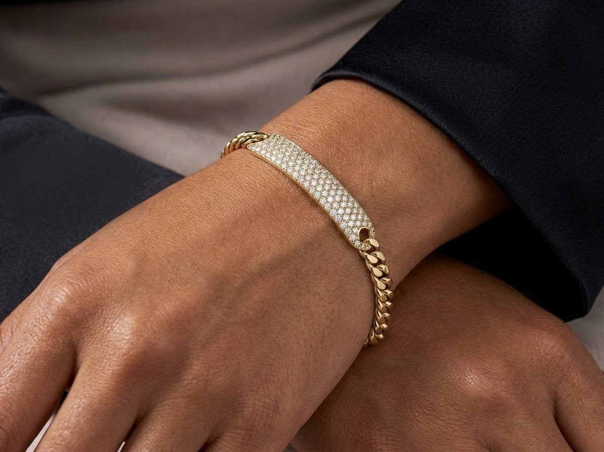 18k yellow gold cuban link with diamond badge bracelet (DBL96325KY)